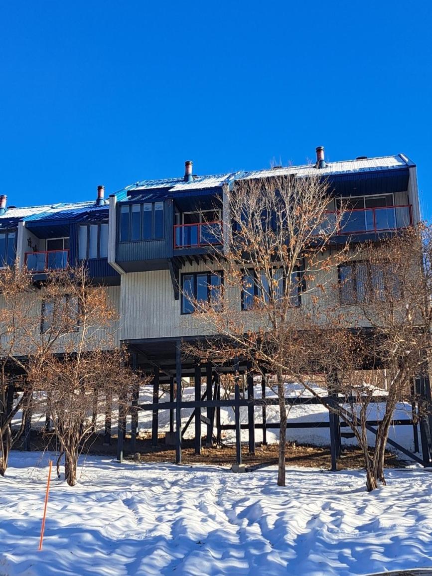 Superbe Condo Face Aux Pentes De Ski Stoneham!!! ภายนอก รูปภาพ
